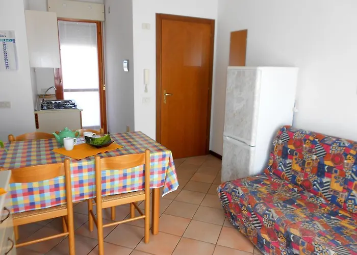 卡普里公寓 罗索利纳马雷