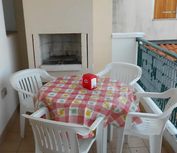 卡普里公寓 罗索利纳马雷